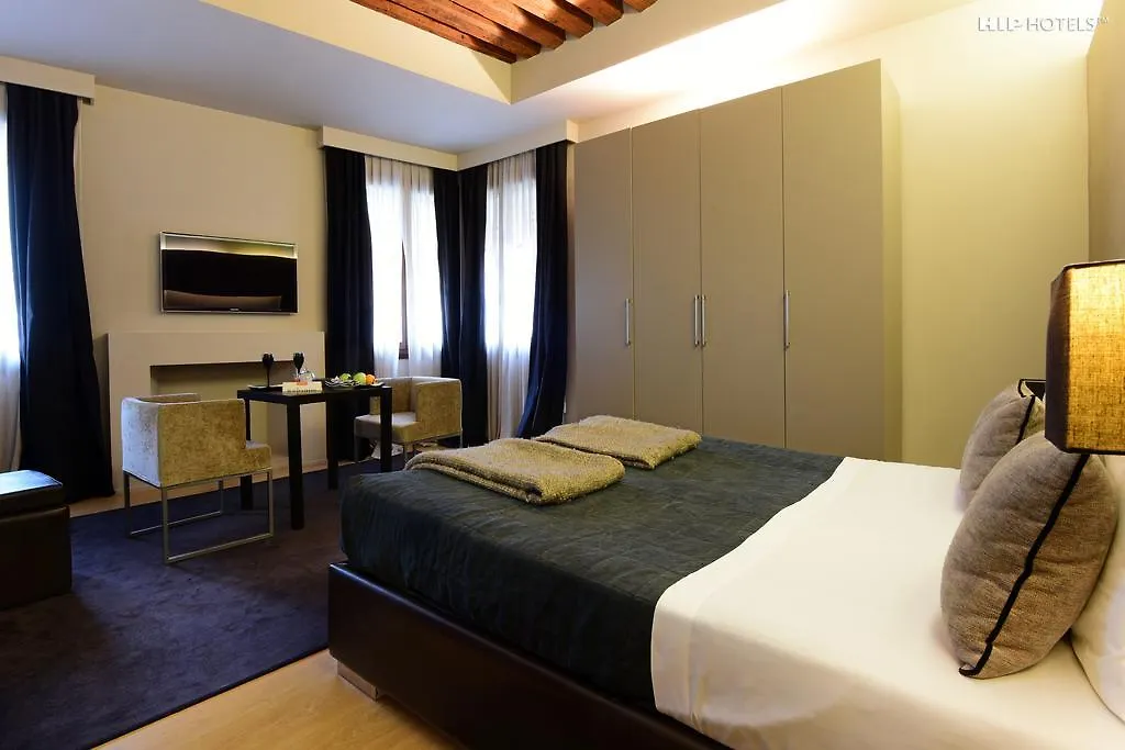 Hotel Charming House Dd724 Venecia 3*,  Italia